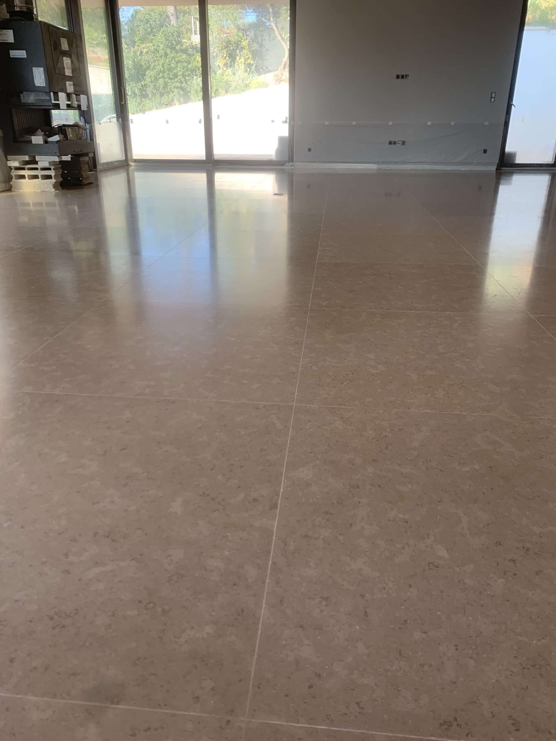 Ponçage de pierre finition satinée